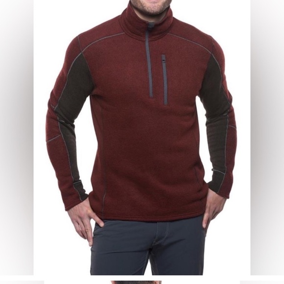 Grey. Burgundy. Wool. Beautiful. Amd no damage. Smoke free and pet free